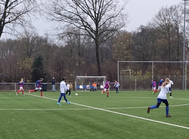 JO15 wederom afgetroefd