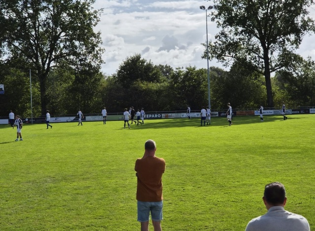 JO15 wint na lange zomerstop